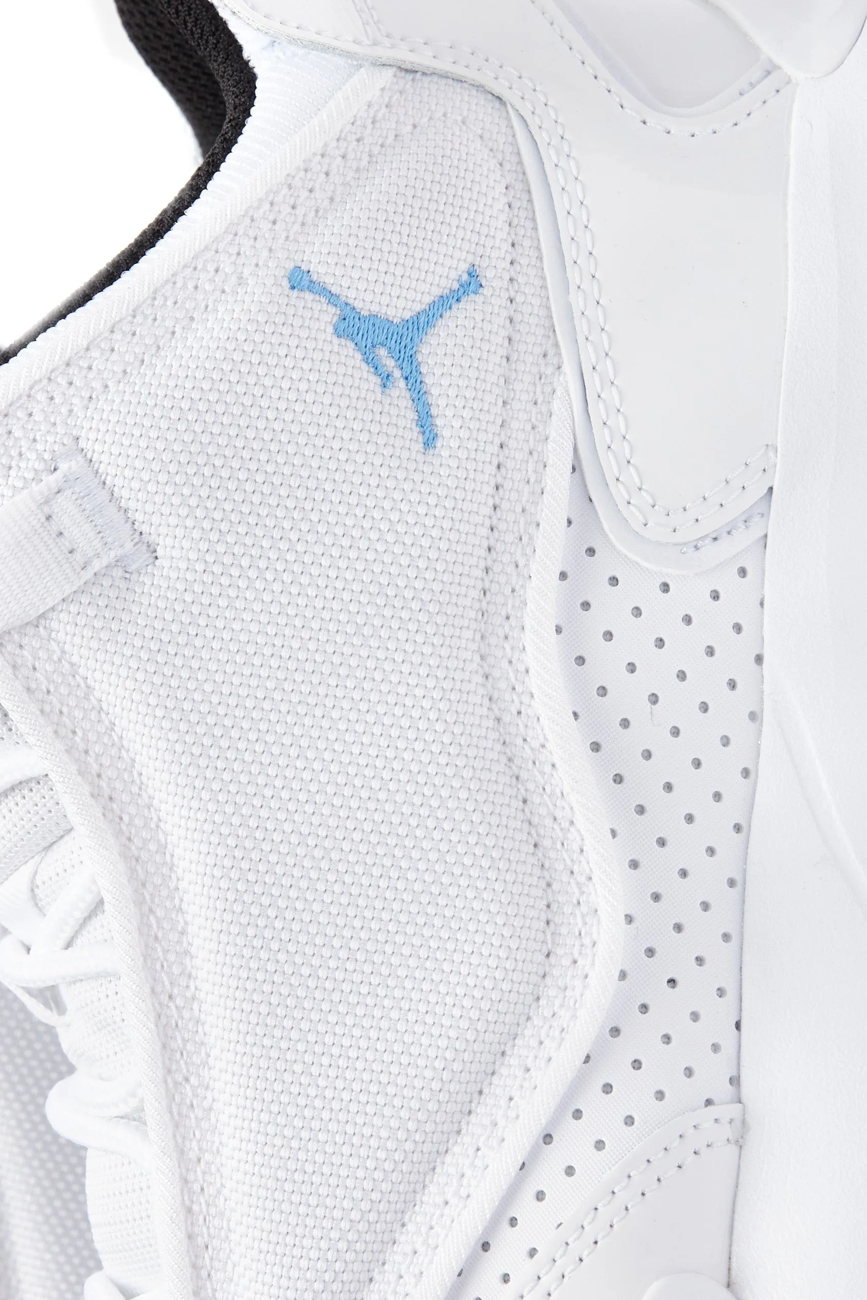 Jordan Mens Max Aura 4 Shoes 'White/University Blue'